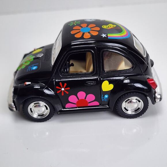 Hasbro Tonka Chuck & Friends Yellow School Bus, Sally Classic, Pink Convertible - Picture 4 of 11